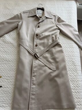 Vintage London Fog Neutral Beige Long Trench Coat Belted in Size Petite 8